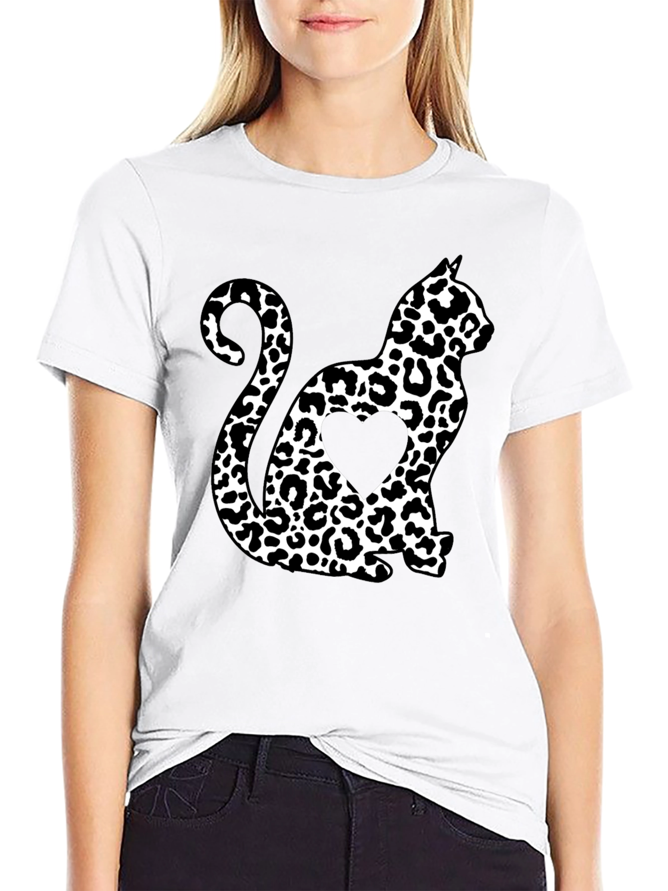 Leopard Cat Heart T-Shirt - Stylish Black Tee
