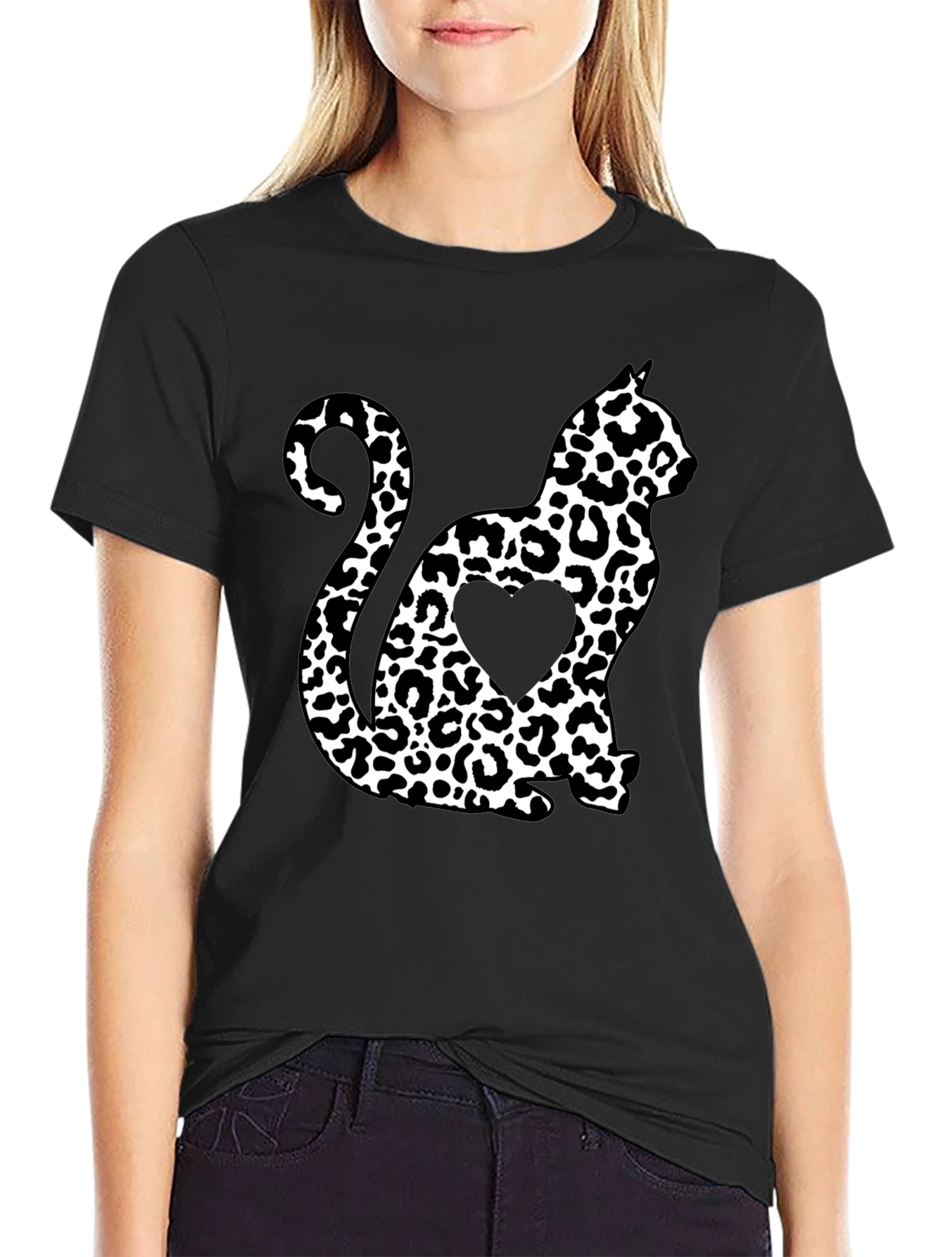 Leopard Cat Heart T-Shirt - Stylish Black Tee