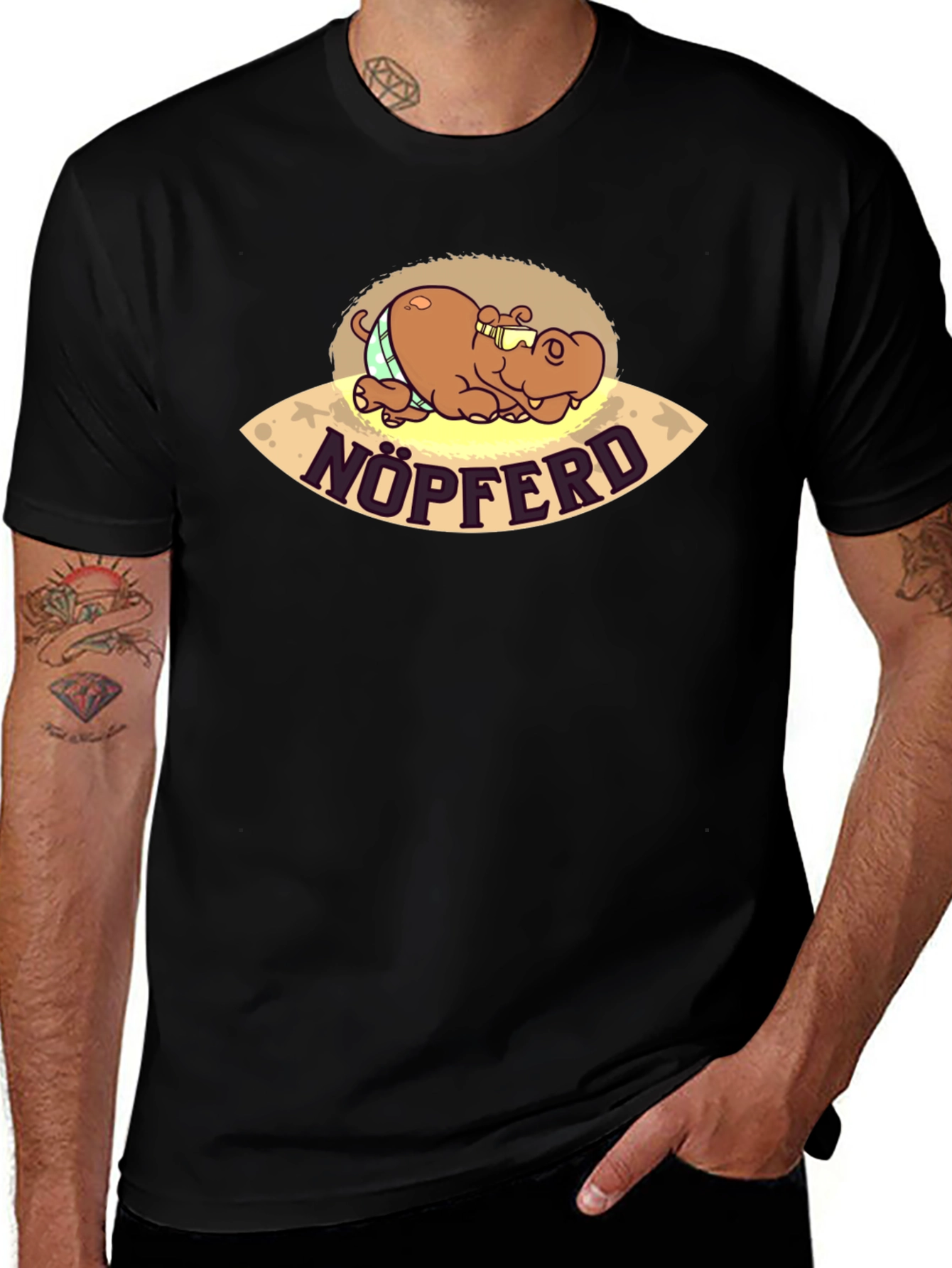Nöpferd Cartoon Graphic T-Shirt