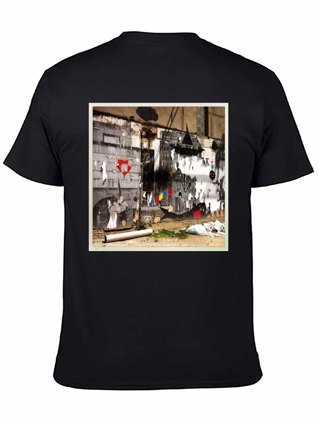 Urban Art Graphic Tee - Stylish Black Cotton T-Shirt
